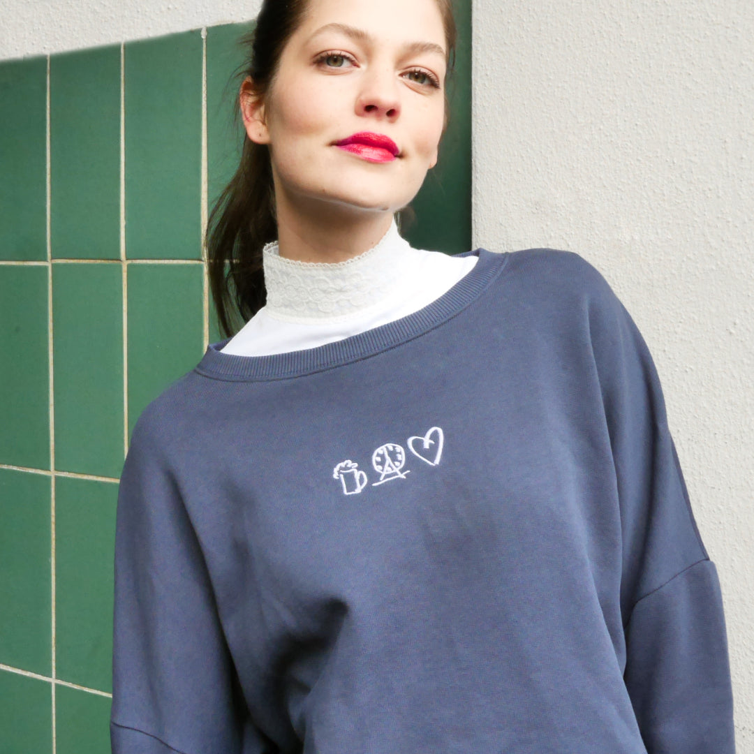 oversized Sweatshirt mit Stickerei