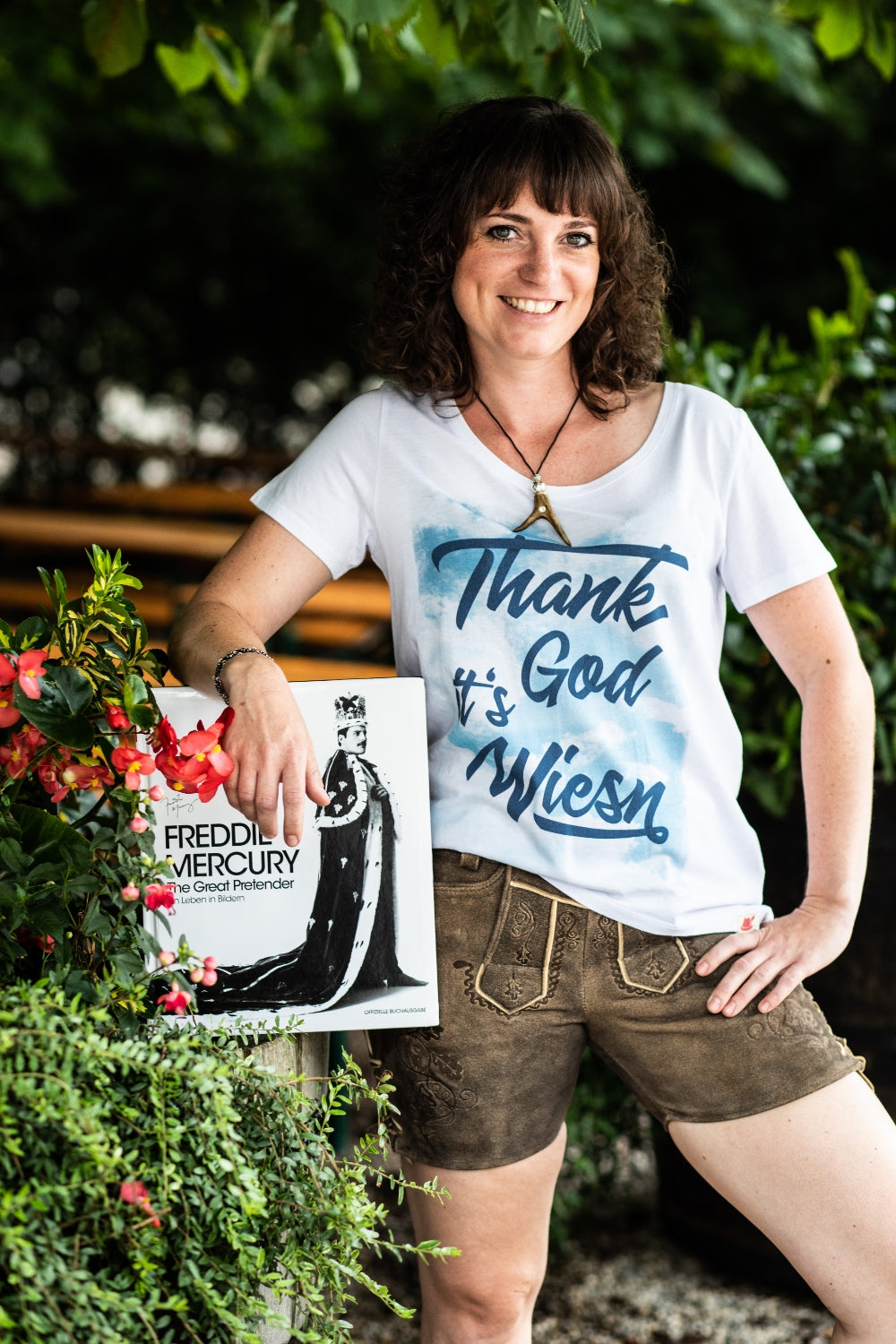 Das Shirt zum Oktoberfest - Thank God it´s Wiesn